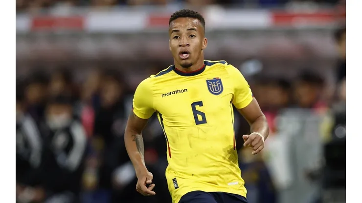 Aguinaga asegura que lo mejor es no llevar a Byron Castillo a Qatar 2022