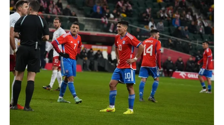 Chile cayó ante Polonia por 1-0 en Varsovia