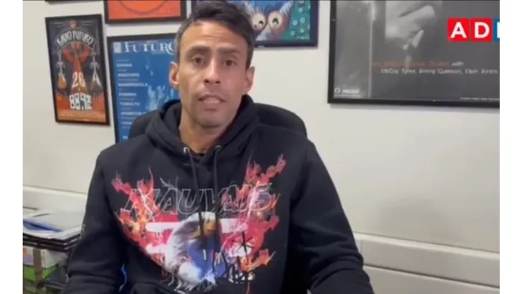 Jorge Valdivia desmiente versión de Natthy Chilena y amenaza con acciones legales: "Me siento vulnerado"