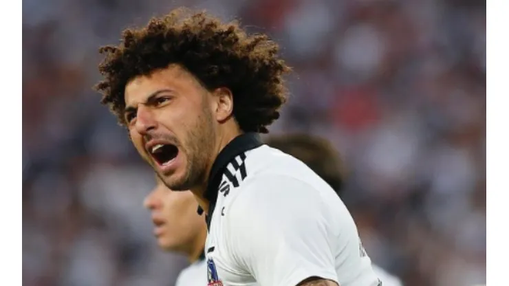 ¡Festeja Colo Colo! Falcón reconoce que está a punto de renovar con el Cacique