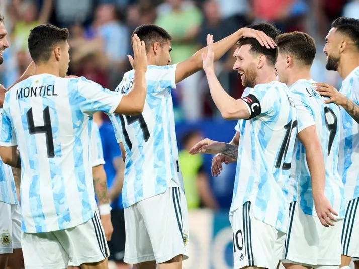 ¿Quiénes son los arqueros de Argentina en Qatar 2022?