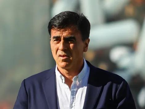 Informan los '9' como opción para reforzar la delantera de Colo Colo