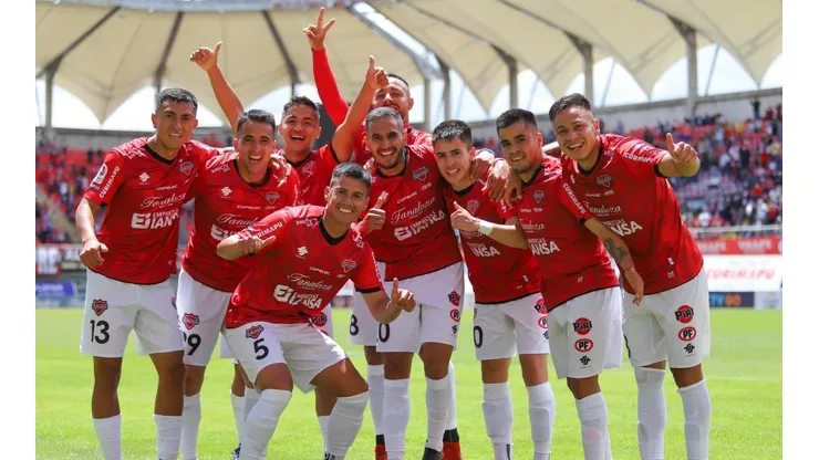 Colo Colo y Universidad de Chile se pelean el fichaje de un jugador de Ñublense