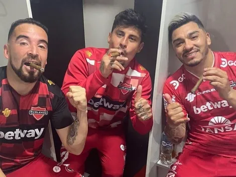 Jugadores de Ñublense celebran a lo Vidal el paso a Copa Libertadores