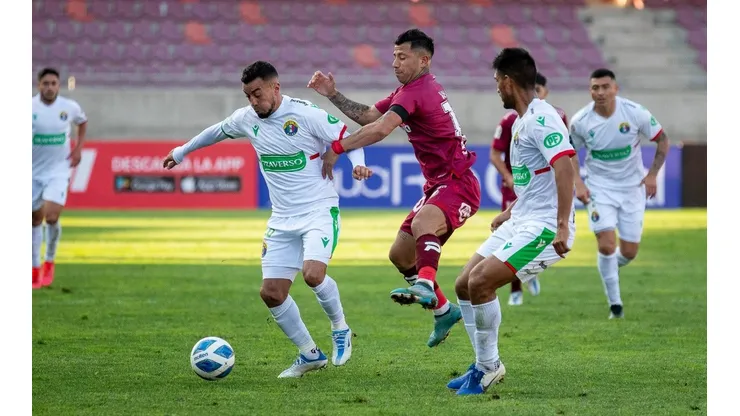 Audax necesita un triunfo para ir a una copa internacional.
