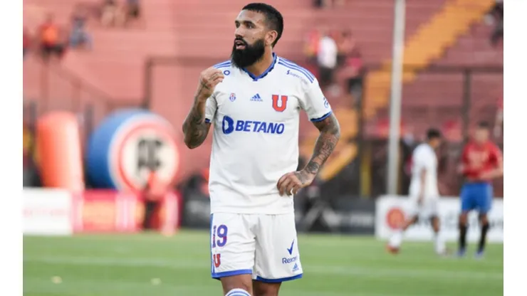 Ronnie Fernández la quiere pelear y cumplir todo lo que resta de contrato en Universidad de Chile