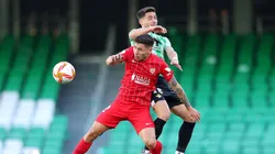 Real Betis y Sevilla animan uno de los duelos con más rivalidad en España.