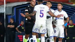 ¡Todo se derrumbó! Emmanuel Ojeda recibió cartulina roja por agredir a Julio Bascuñán