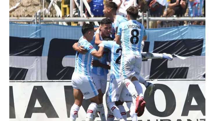 Magallanes superó a Cobreloa en la lucha por el título de Primera B