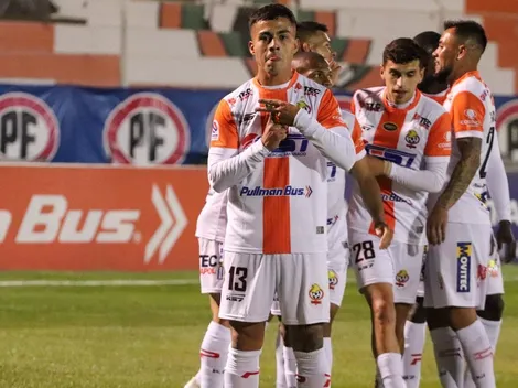 Cobresal vence a Palestino y se mete en puestos de Copa Sudamericana