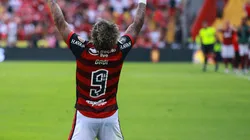 Gabigol Barbosa le está dando una nueva Libertadores a Flamengo y a Arturo Vidal.