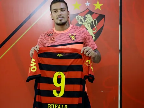 El Búfalo Parraguez no está ni ahí con Colo Colo y quiere continuar su carrera en Brasil