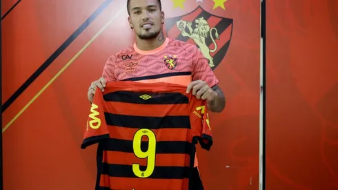 Javier Parraguez sí quiere seguir en Sport Recife de Brasil y no tiene pensado en volver a Colo Colo.