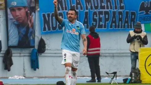 Donoso le quiere aguar la fiesta a los albos.