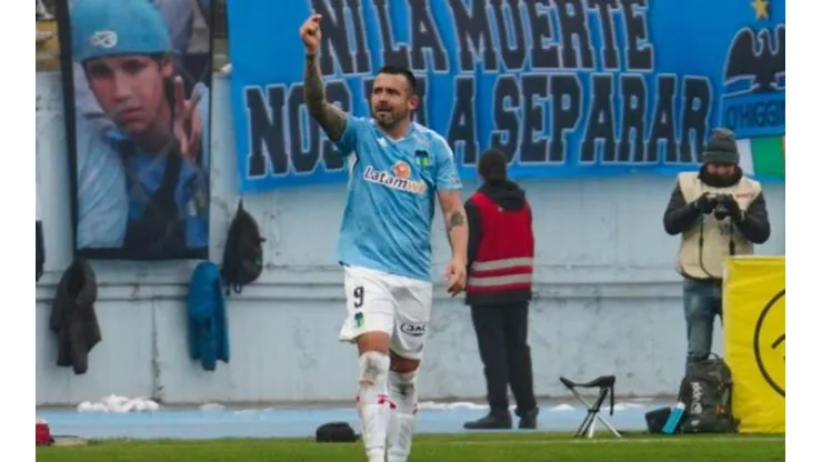 Donoso le quiere aguar la fiesta a los albos.