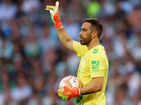 Prensa española: "Claudio Bravo manos de acero"