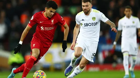 Liverpool enfrenta a uno de los colistas de la Premier League, Leeds United.