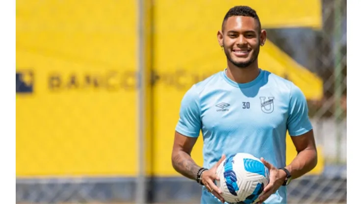 Ismael Díaz sería el nombre que seduce en Colo Colo