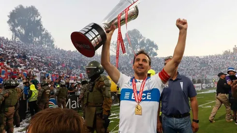 José Pedro Fuenzalida, el Chapa, terminará su paso por la Universidad Católica y no seguirá jugando en el cuadro cruzado, aunque piensa sí en alguna opción internacional.