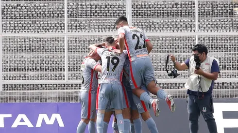 Colo Colo puede perder a su primer refuerzo. Williams Alarcón daría el salto a Europa a la Serie A de Italia y no regresaría al Monumental.