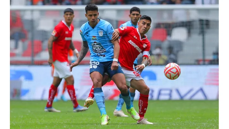 Toluca y Pachuca disputan la primera final del Apertura mexicano 2022.