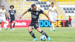 Colo Colo espera que Gabriel Suazo pueda renovar su contrato, aunque el jugador insiste en partir al extranjero.