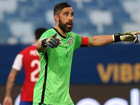 Bravo felicita a Colo Colo por su título y llena de ilusión al hincha albo