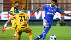 La U y Everton igualaron en el Santa Laura