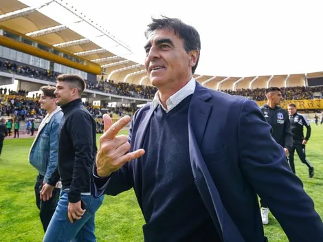 Gustavo Quinteros con la sonrisa de oreja a oreja piensa en un mega proyecto en Colo Colo