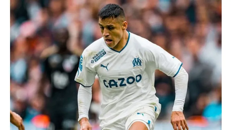 Alexis Sánchez va de la partida en el duelo ante Lens