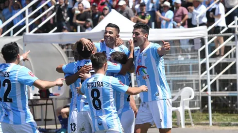 Magallanes es el líder de la Primera B.