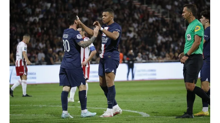 Lionel Messi anotó el golazo del año para el PSG tras la inmensa asistencia de Kylian Mbappé frente al Ajaccio.