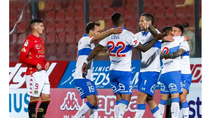 Los Cruzados lograron los tres puntos ante los hispanos y se meten en la parte alta de la tabla