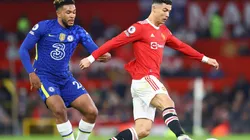 Chelsea y Manchester United disputan un atractivo duelo en la Premier.