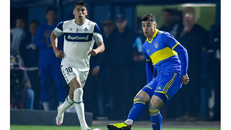Boca y Gimnasia reanudan el suspendido partido en La Plata.