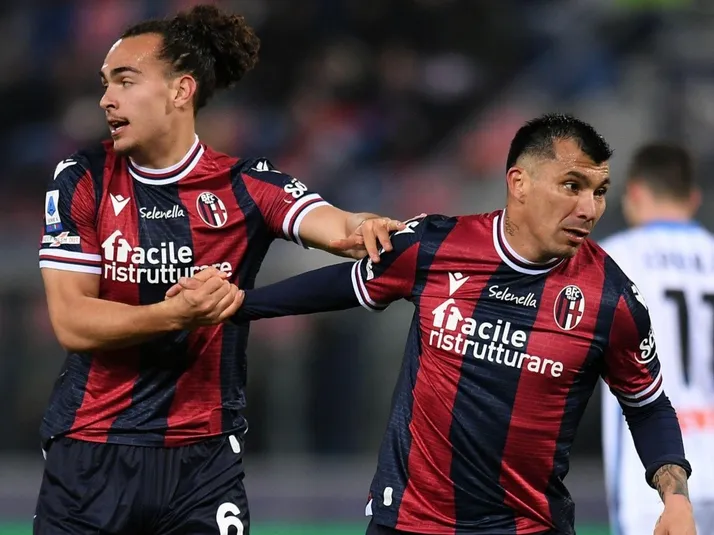 ¿A qué hora juega Bologna de Medel vs Cagliari?