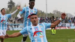 Magallanes es puntero exclusivo de la Primera B.