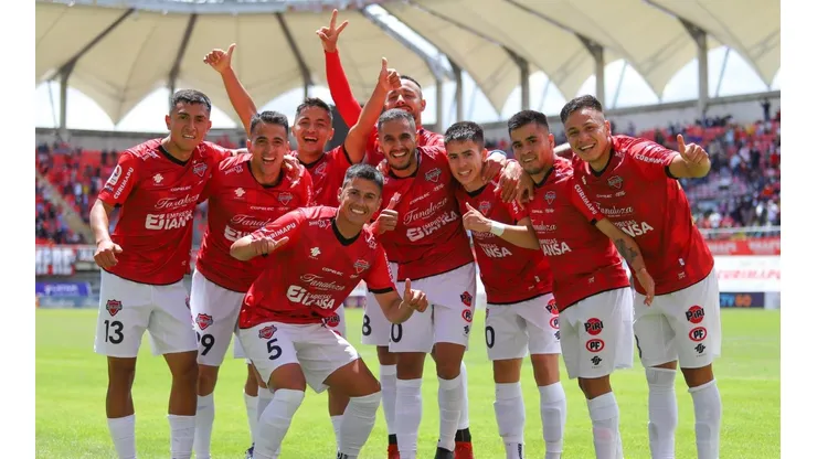 La UC va por una de las figuras de Ñublense de Chillán