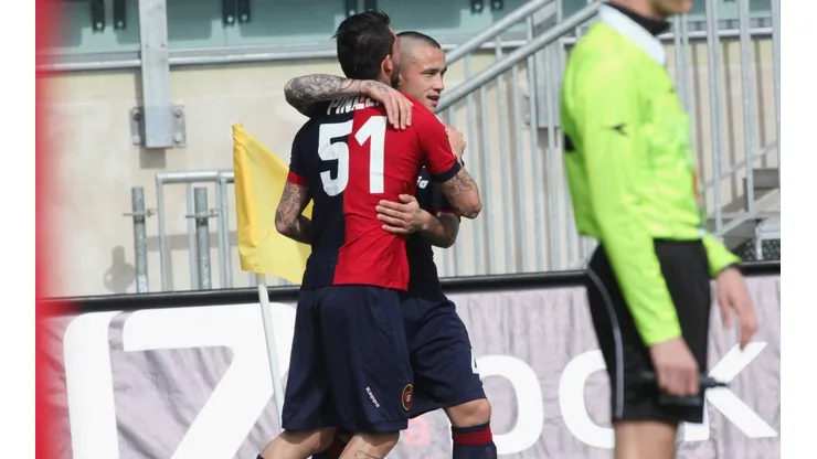 Radja Nainggolan, amigo de Mauricio Pinilla, otra vez fue pillado infraganti cometiendo actos de indisciplina en Bélgica.