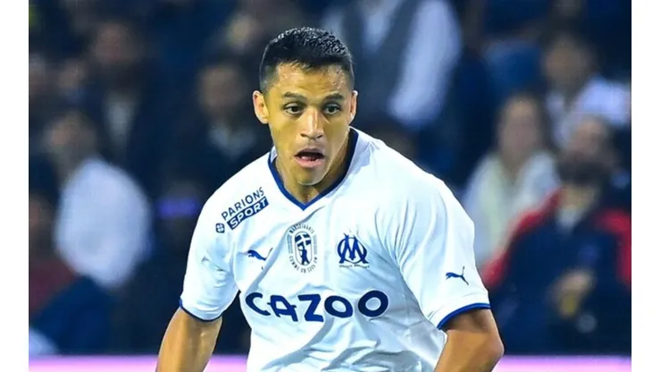 El chileno fue titular en la caida de su equipo en el clásico francés
