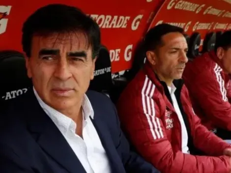 Ayudante de Quinteros en Colo Colo reconoce cláusula de salida