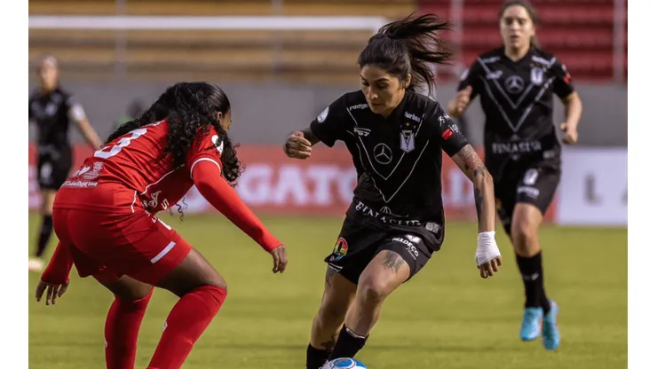 Las Microbuseras buscan sus primeros puntos en la Copa Libertadores 2022.