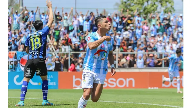 Flores le dio la clasificación a la final a la Academia.