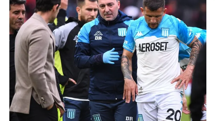 Emiliano Vecchio sufre rotura de ligamento en su rodilla y se especula con su retiro del fútbol