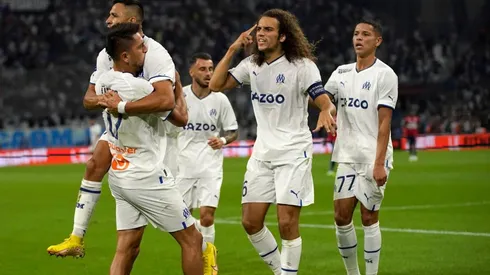 Alexis viene de anotarle al Sporting de Lisboa