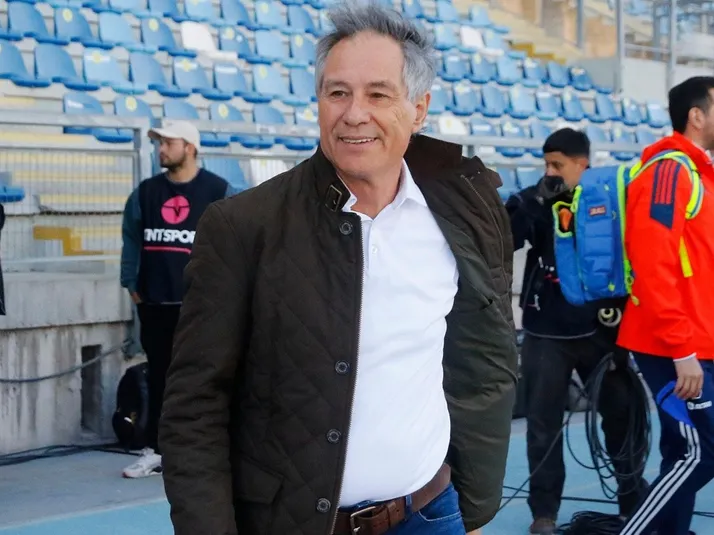 Holan podría volver a dejar la UC para marcharse a México