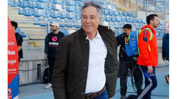 Ariel Holan podría dejar la banca de la UC