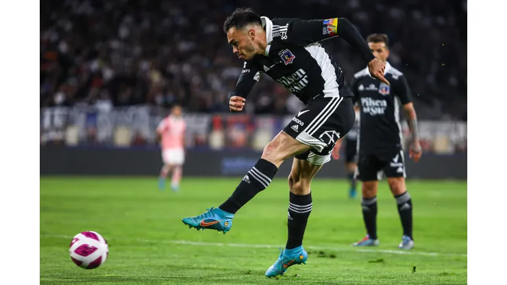 Gabriel Suazo quiere velar por lo mejor de su futuro y en Colo Colo harán todo por dejarlo.