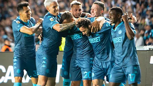 Racing visita a Colón por la fecha 25 del fútbol argentino.