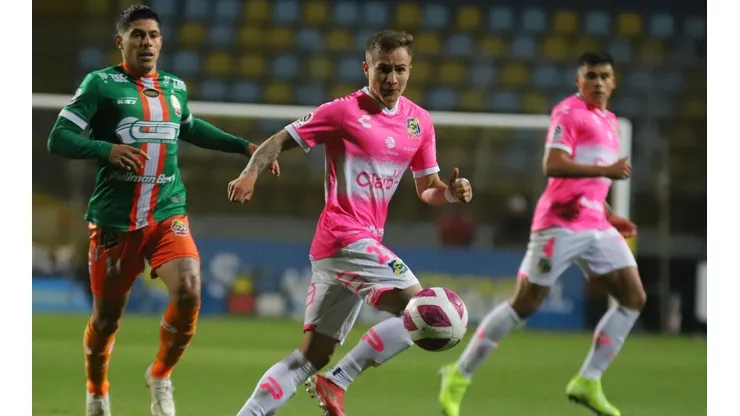 Everton y Cobresal igualaron en un vibrante encuentro
